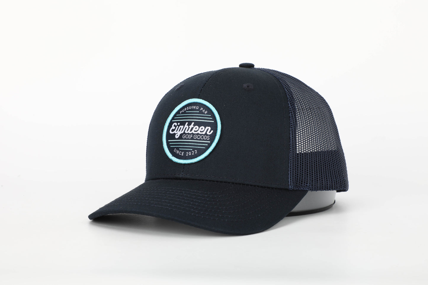 Pursuing Par Hat