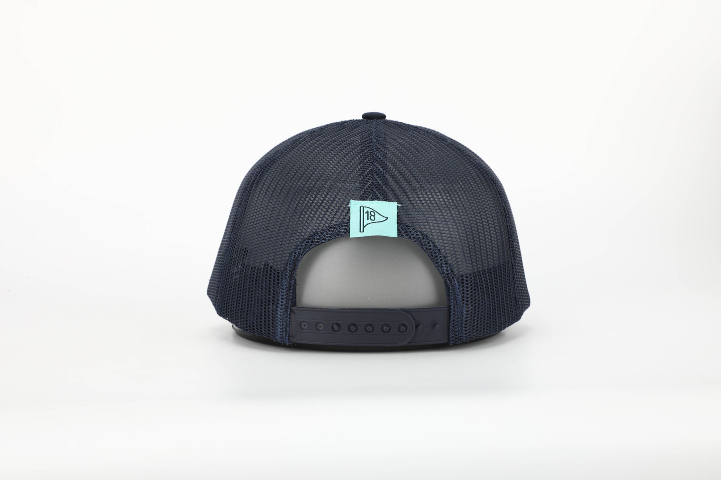 Pursuing Par Hat
